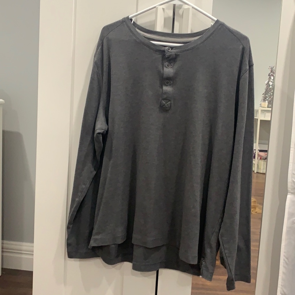 Men’s Saks Fifth Avenue Long Sleeve henley